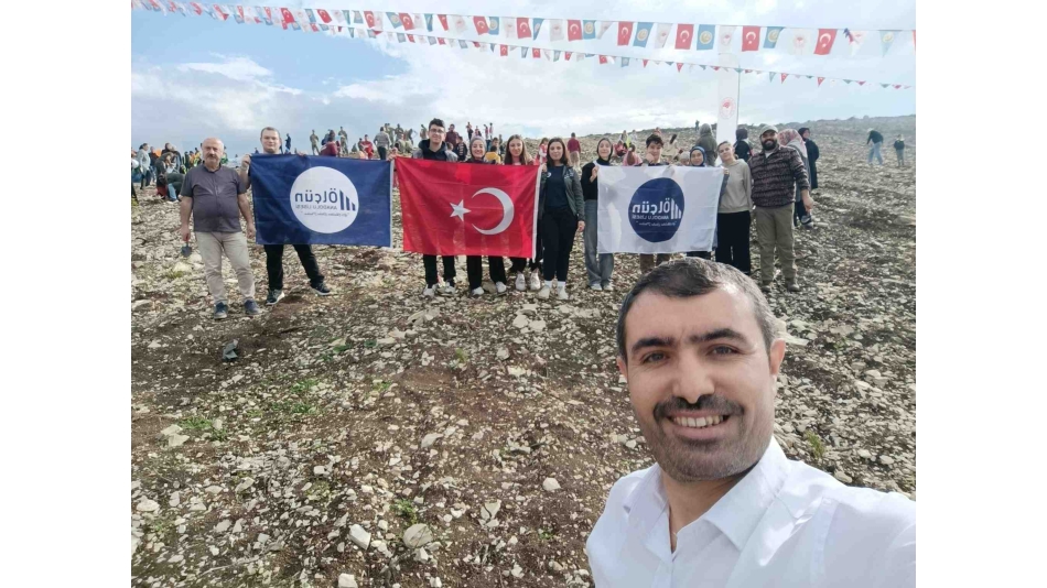 YEŞİL VATANI GELİŞTİRME VE KORUMA (FİDAN DİKİM ETKİNLİĞİ)